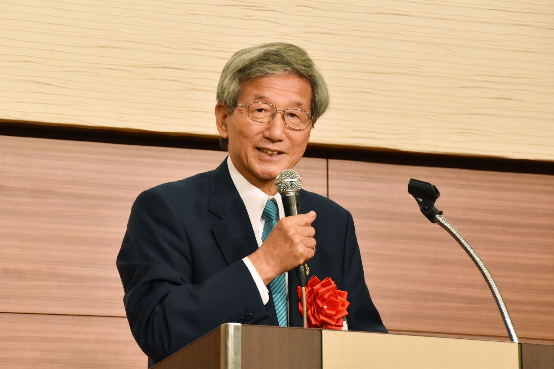岡本会長による開会挨拶